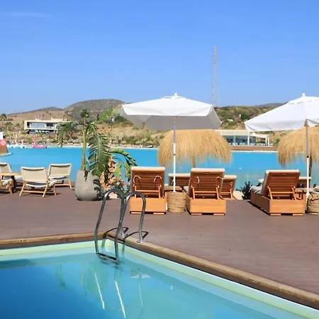 Al4-2125 - - Alcazaba Lagoon * Estepona